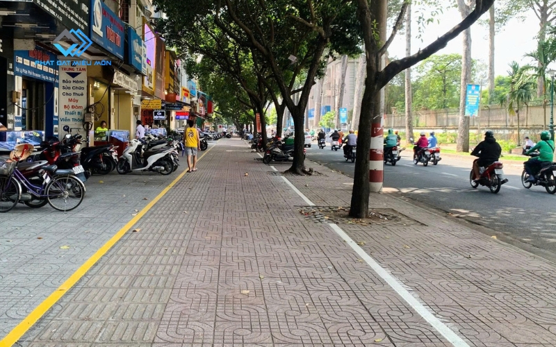 Top 4 loại gạch vỉa hè chống trơn trượt được ưa chuộng nhất