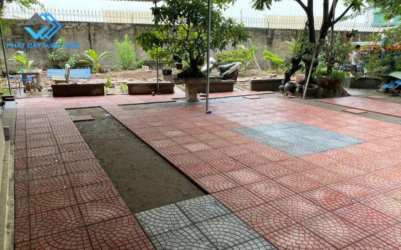 Gạch Terrazzo lát sân vườn