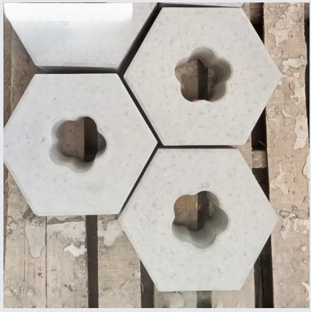 GẠCH LỤC GIÁC- Mẫu Hoa Mai trồng cỏ PD