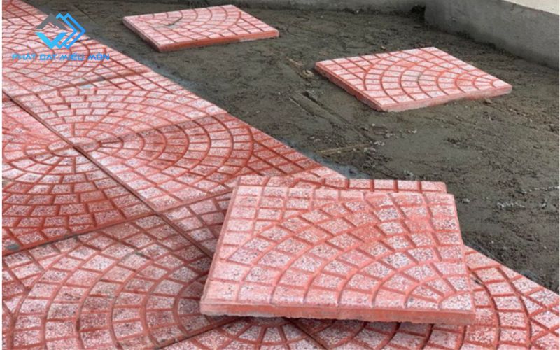 Gạch block và gạch terrazzo? Nên chọn loại nào lát sân