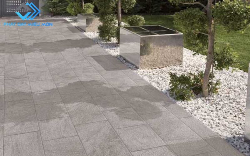 Ứng dụng & lợi ích của gạch lát sân chống trơn
