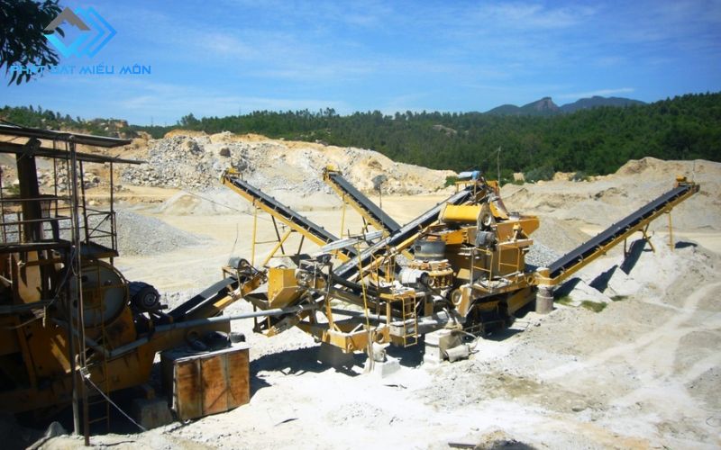 Quy Trình Khai Thác Đá Xây Dựng Chi Tiết Từ A–Z