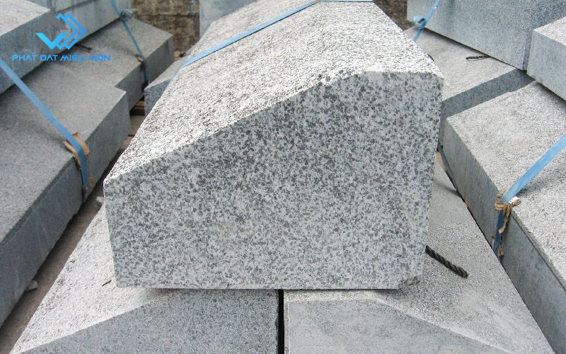 Đá bó vỉa cắt vát cạnh
